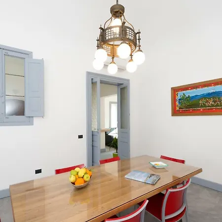 Vico Santa Filomena Apartment *